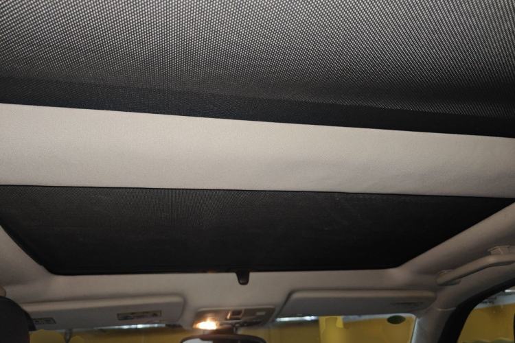 Used Land Rover Freelander 2 2013 2.2T SD4 Xuedong Limited Edition Center Console