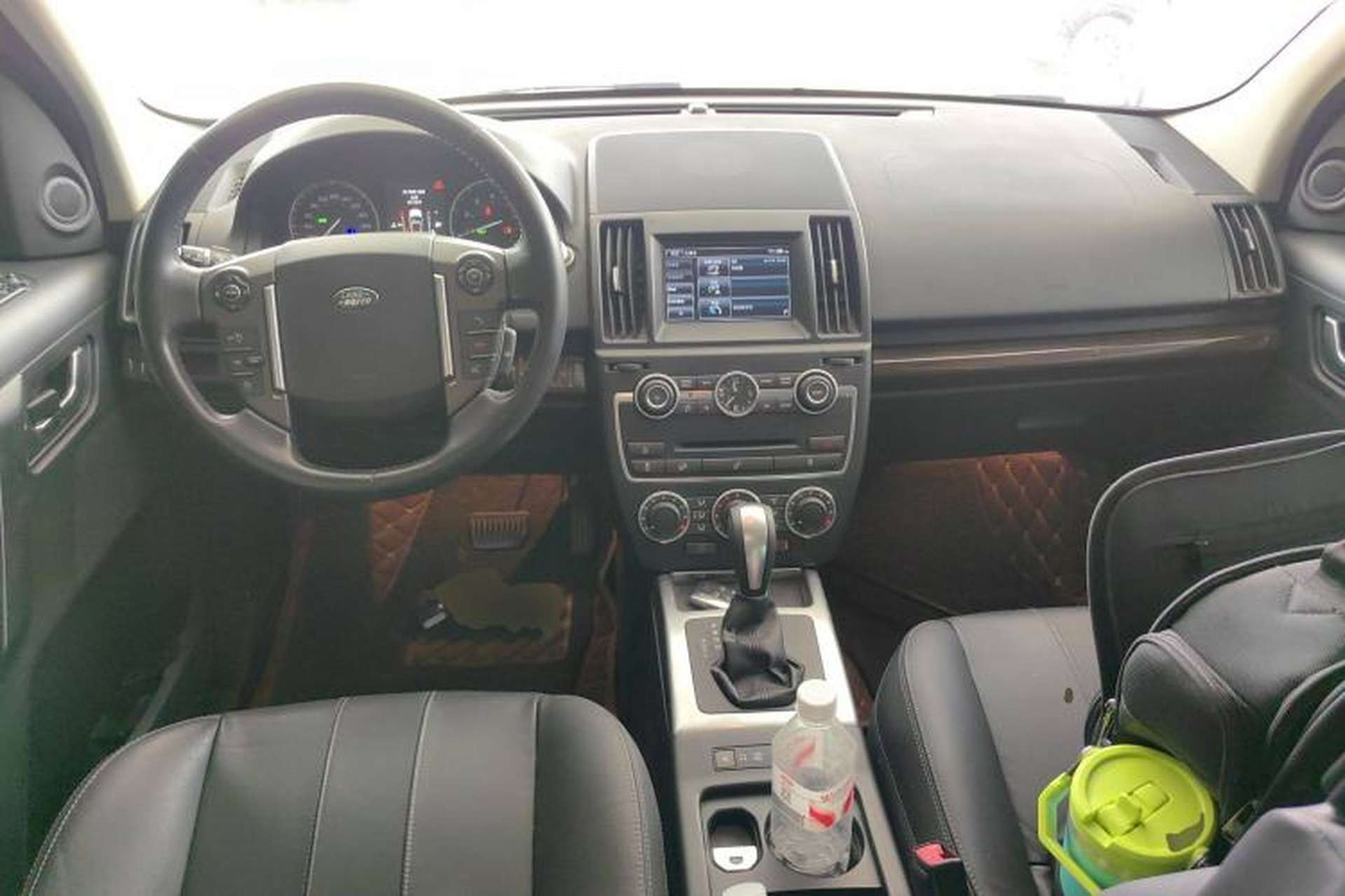Used Land Rover Freelander 2 2013 2.0T Si4 SE Gasoline Edition Center Console