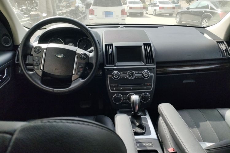 Used Land Rover Freelander 2 2013 2.0T Si4 Dynamic Limited Edition Center Console