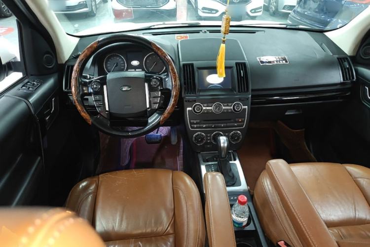 Used Land Rover Freelander 2 2013 2.0T Si4 HSE Gasoline Version Center Console