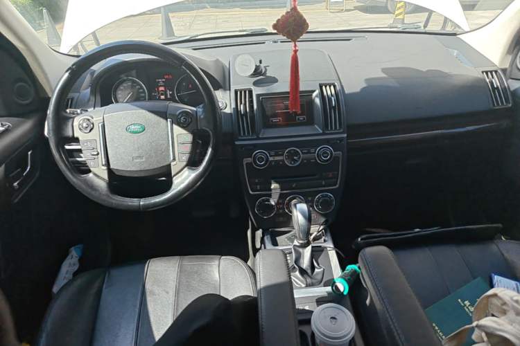 Used Land Rover Freelander 2 2013 2.2T SD4 SE Diesel Edition Center Console