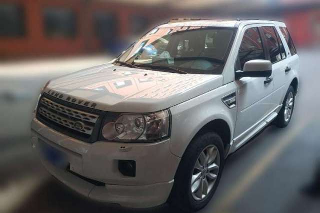 Ojetý Land Rover Freelander 2 2013 2.0T Si4 HSE Gasoline Version