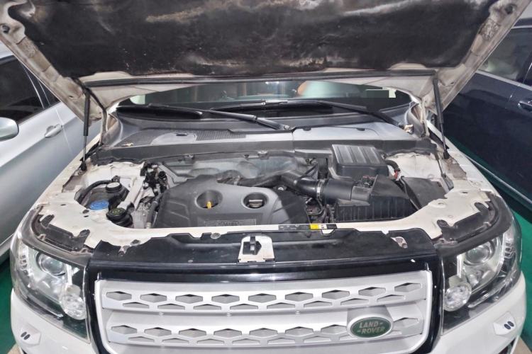 Used Land Rover Freelander 2 2013 2.0T Si4 HSE Gasoline Version Engine Bay