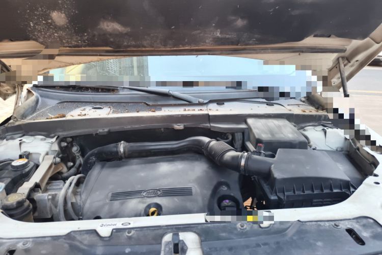Used Land Rover Freelander 2 2013 2.2T SD4 SE Diesel Edition Engine Bay