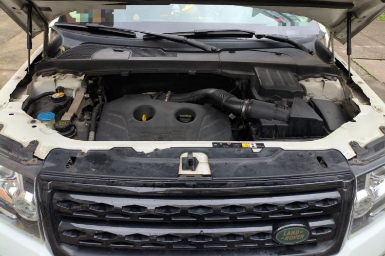 Used Land Rover Freelander 2 2013 2.0T Si4 HSE Gasoline Version Engine Bay