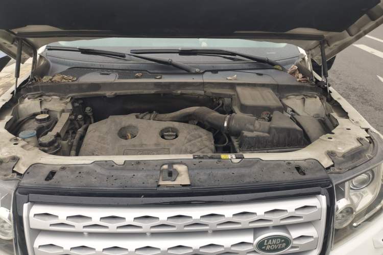 Used Land Rover Freelander 2 2013 2.0T Si4 SE Gasoline Edition Engine Bay
