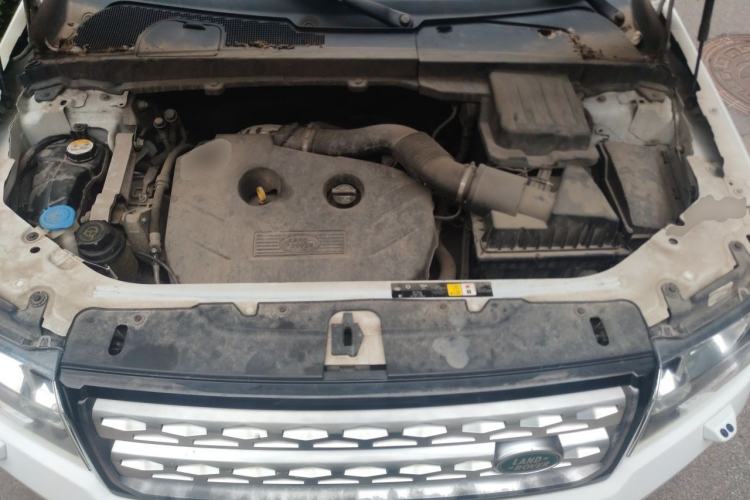 Used Land Rover Freelander 2 2013 2.0T Si4 SE Gasoline Edition Engine Bay