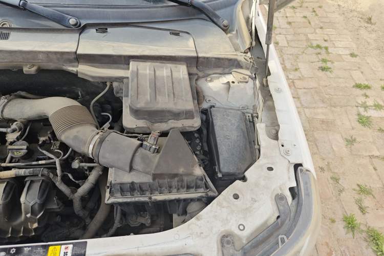 Used Land Rover Freelander 2 2013 2.0T Si4 HSE Gasoline Version Engine Bay Left