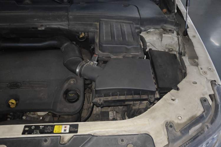 Used Land Rover Freelander 2 2013 2.2T SD4 Xuedong Limited Edition Engine Bay Left