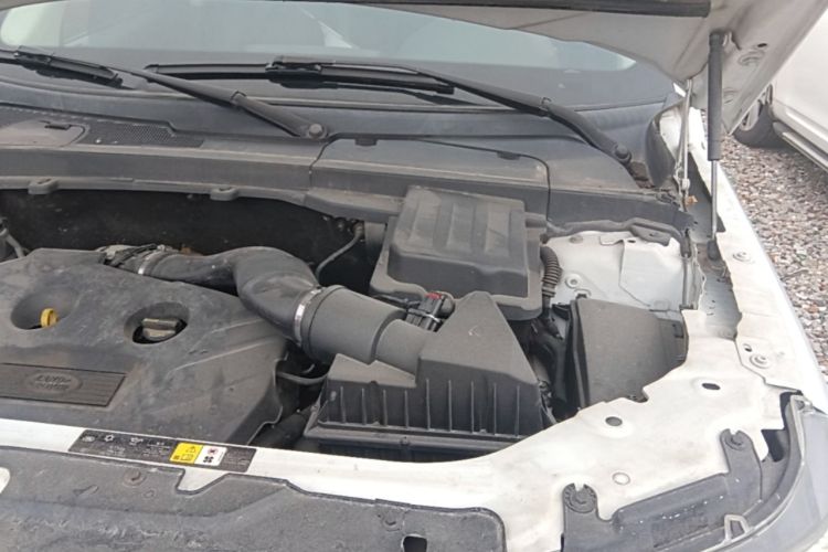 Used Land Rover Freelander 2 2013 2.0T Si4 SE Gasoline Edition Engine Bay Left