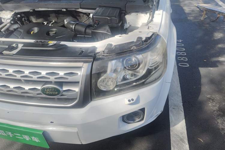Used Land Rover Freelander 2 2013 2.0T Si4 SE Gasoline Edition Engine Bay Left