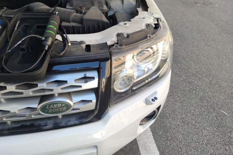 Used Land Rover Freelander 2 2013 2.0T Si4 SE Gasoline Edition Engine Bay Left