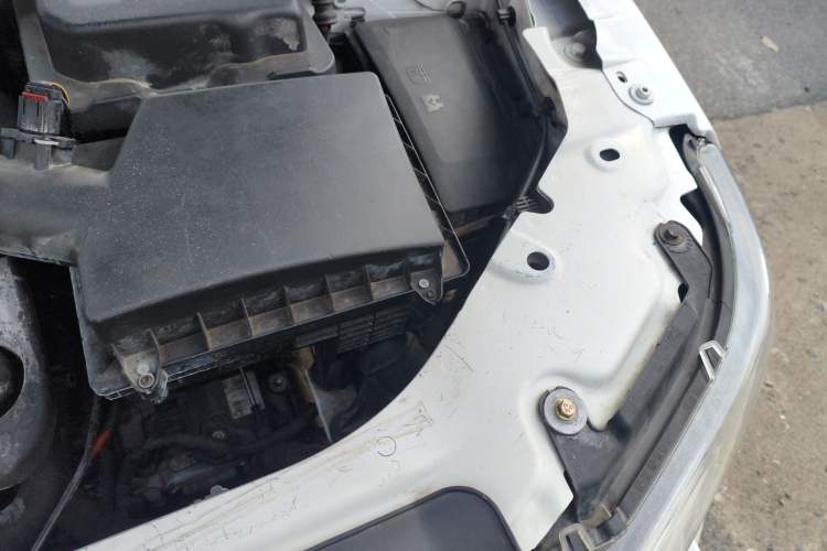 Used Land Rover Freelander 2 2013 2.2T SD4 SE Diesel Edition Engine Bay Left