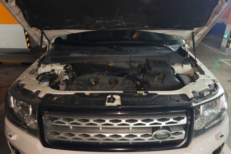 Used Land Rover Freelander 2 2013 2.0T Si4 SE Gasoline Edition Engine Bay