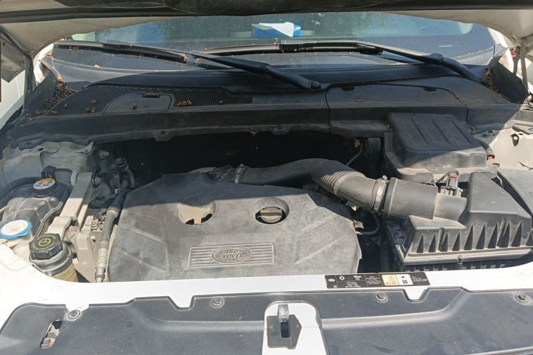 Used Land Rover Freelander 2 2013 2.0T Si4 SE Gasoline Edition Engine Bay