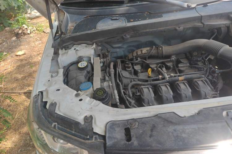 Used Land Rover Freelander 2 2013 2.0T Si4 SE Gasoline Edition Engine Bay Right