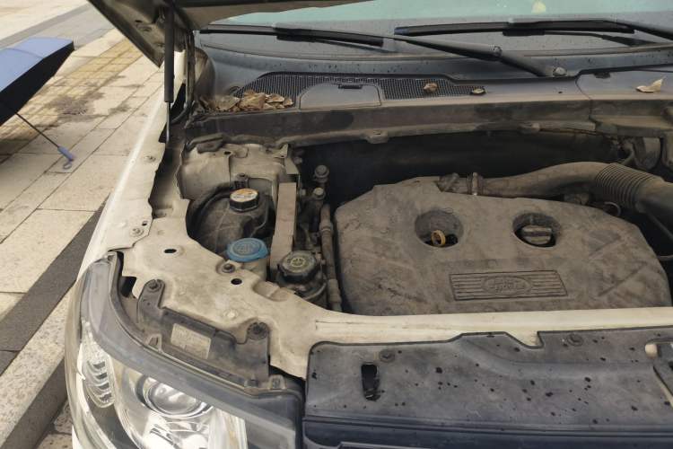 Used Land Rover Freelander 2 2013 2.0T Si4 SE Gasoline Edition Engine Bay Right