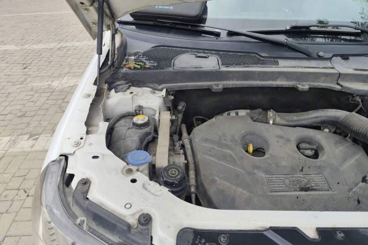 Used Land Rover Freelander 2 2013 2.0T Si4 SE Gasoline Edition Engine Bay Right
