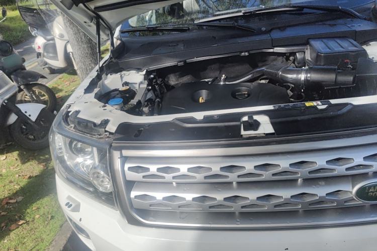 Used Land Rover Freelander 2 2013 2.0T Si4 SE Gasoline Edition Engine Bay Right