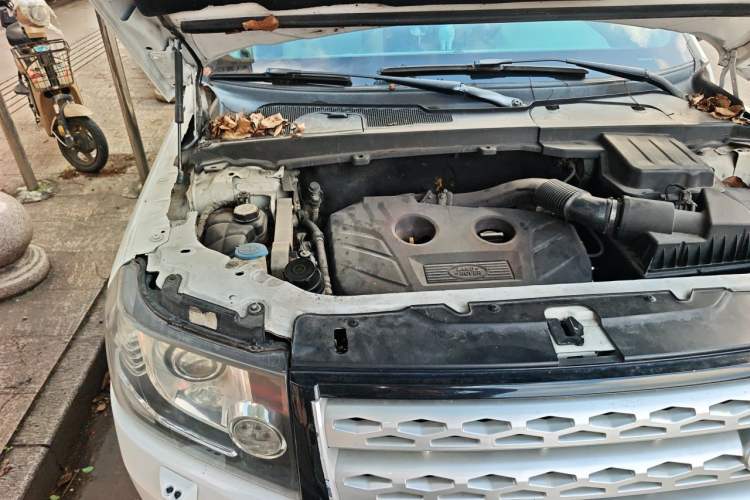 Used Land Rover Freelander 2 2013 2.0T Si4 SE Gasoline Edition Engine Bay Right
