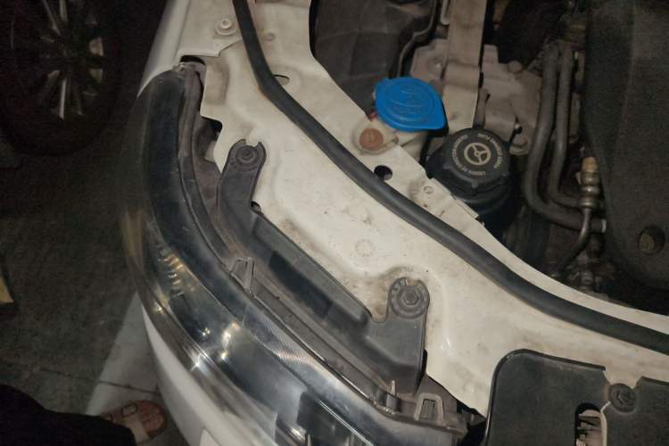 Used Land Rover Freelander 2 2013 2.2T SD4 SE Diesel Edition Engine Bay Right