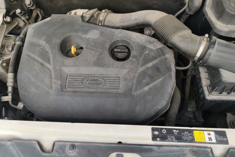 Used Land Rover Freelander 2 2013 2.0T Si4 SE Gasoline Edition Engine Bay