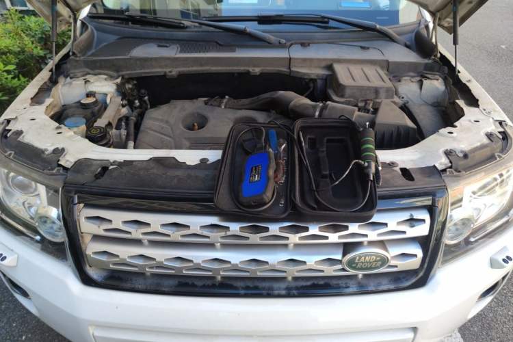 Used Land Rover Freelander 2 2013 2.0T Si4 SE Gasoline Edition Engine Bay