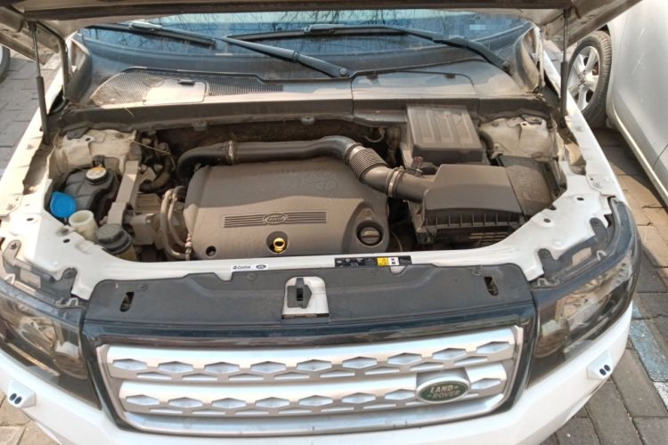 Used Land Rover Freelander 2 2013 2.2T SD4 SE Diesel Edition Engine Bay