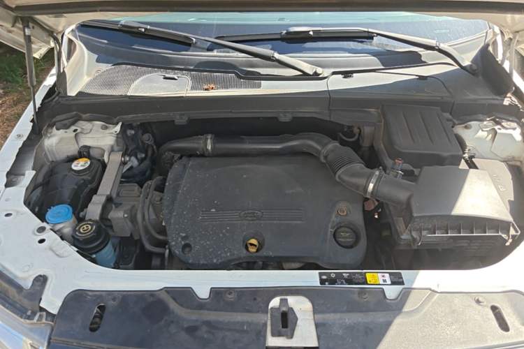 Used Land Rover Freelander 2 2013 2.2T SD4 SE Diesel Edition Engine Bay