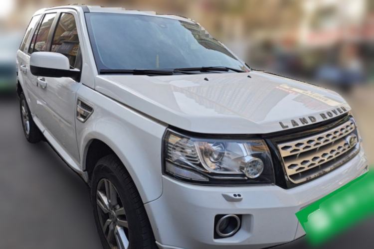 Used Land Rover Freelander 2 2013 2.0T Si4 SE Gasoline Edition Front Right 45 Deg