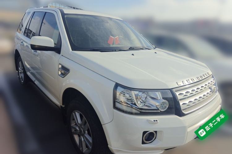 Used Land Rover Freelander 2 2013 2.0T Si4 SE Gasoline Edition Front Right 45 Deg