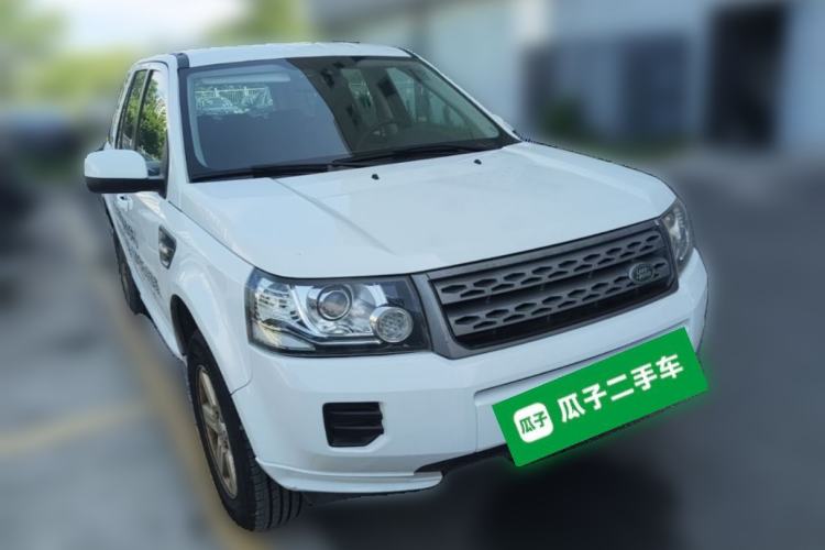 Used Land Rover Freelander 2 2013 2.2T SD4 S Diesel Version Front Right 45 Deg