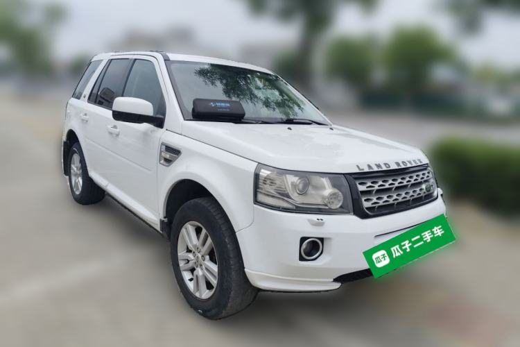 Used Land Rover Freelander 2 2013 2.0T Si4 SE Gasoline Edition Front Right 45 Deg
