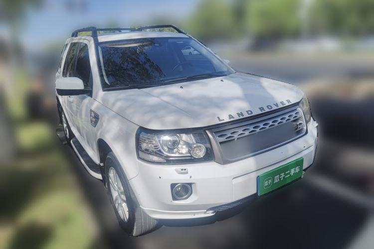 Used Land Rover Freelander 2 2013 2.0T Si4 SE Gasoline Edition Front Right 45 Deg