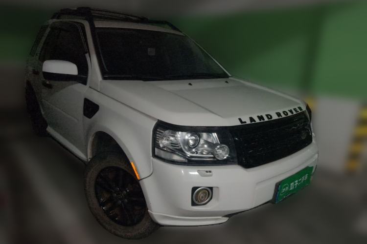 Used Land Rover Freelander 2 2013 2.2T SD4 SE Diesel Edition Front Right 45 Deg