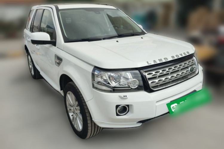 Used Land Rover Freelander 2 2013 2.0T Si4 Dynamic Limited Edition Front Right 45 Deg