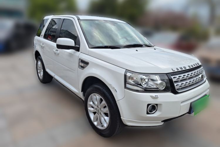 Used Land Rover Freelander 2 2013 2.0T Si4 SE Gasoline Edition Front Right 45 Deg