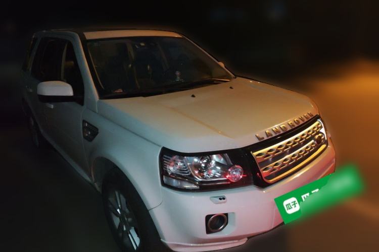 Used Land Rover Freelander 2 2013 2.0T Si4 SE Gasoline Edition Front Right 45 Deg