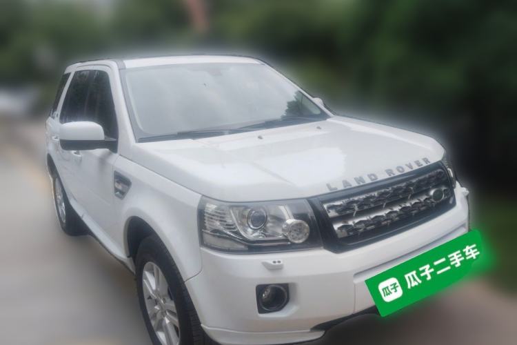 Used Land Rover Freelander 2 2013 2.0T Si4 SE Gasoline Edition Front Right 45 Deg