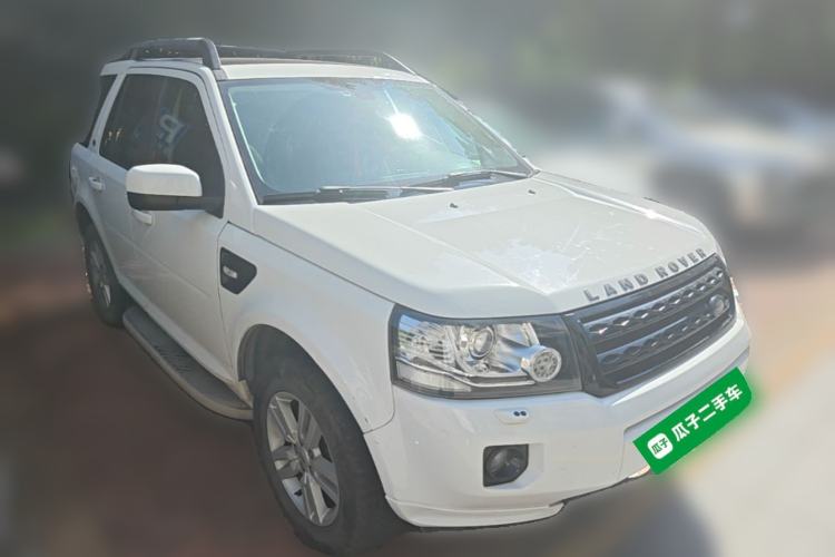 Used Land Rover Freelander 2 2013 2.2T SD4 SE Diesel Edition Front Right 45 Deg
