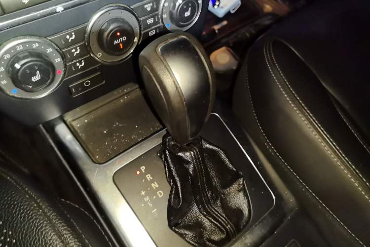 Used Land Rover Freelander 2 2013 2.0T Si4 HSE Gasoline Version Gear Lever
