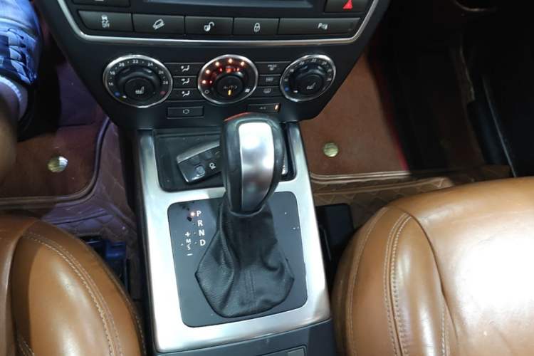 Used Land Rover Freelander 2 2013 2.0T Si4 HSE Gasoline Version Gear Lever