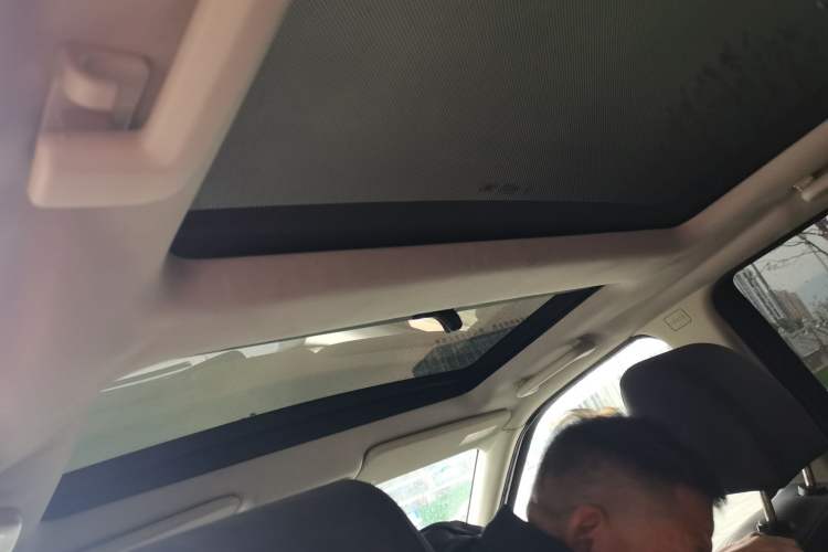 Used Land Rover Freelander 2 2013 2.0T Si4 SE Gasoline Edition Headliner