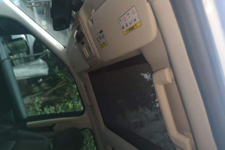 Used Land Rover Freelander 2 2013 2.0T Si4 SE Gasoline Edition Headliner