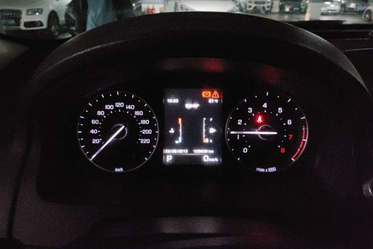 Used Land Rover Freelander 2 2013 2.0T Si4 SE Gasoline Edition Instrument Cluster