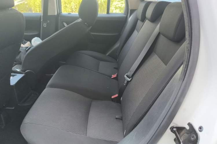 Used Land Rover Freelander 2 2013 2.2T SD4 S Diesel Version Left Rear Seat
