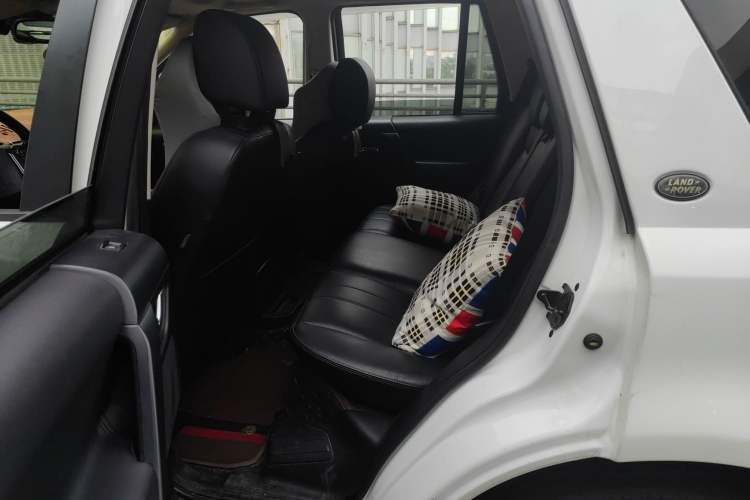 Used Land Rover Freelander 2 2013 2.2T SD4 SE Diesel Edition Left Rear Seat