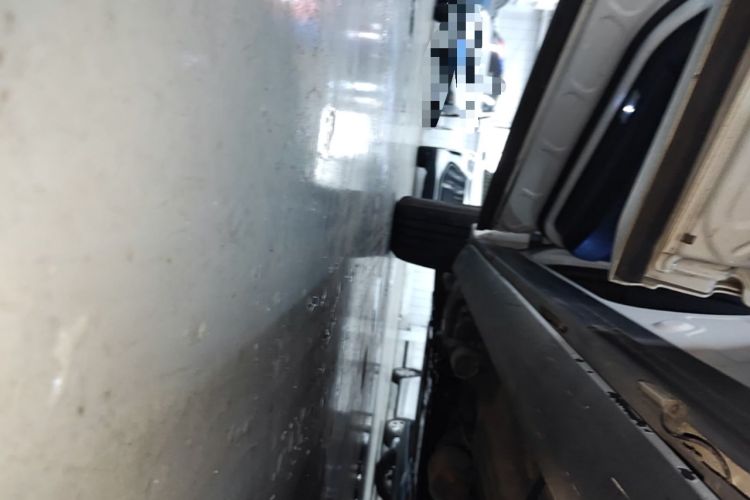 Used Land Rover Freelander 2 2013 2.0T Si4 HSE Gasoline Version Left Side Sill