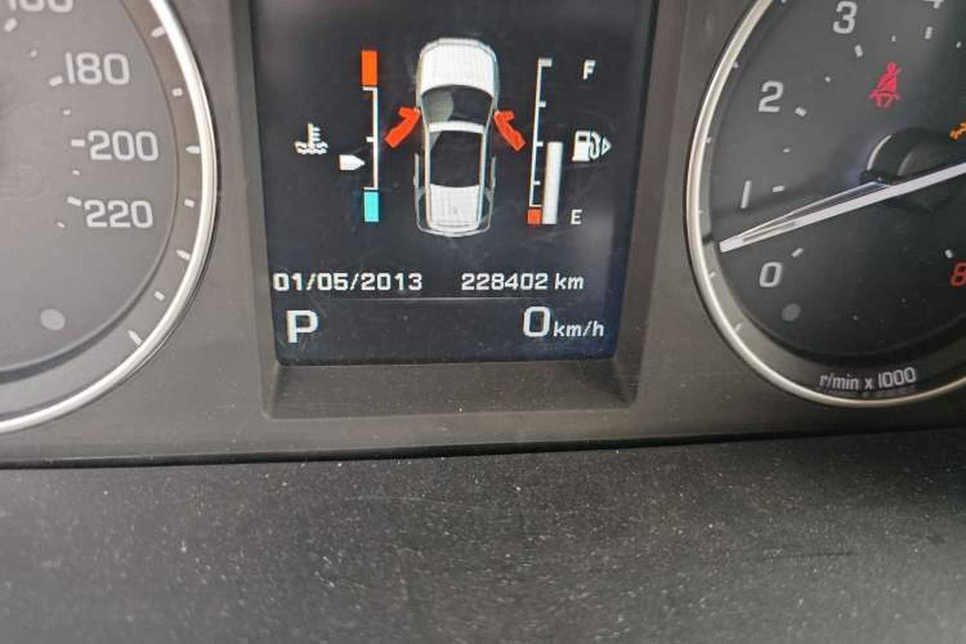 Used Land Rover Freelander 2 2013 2.0T Si4 HSE Gasoline Version Odometer Close Up