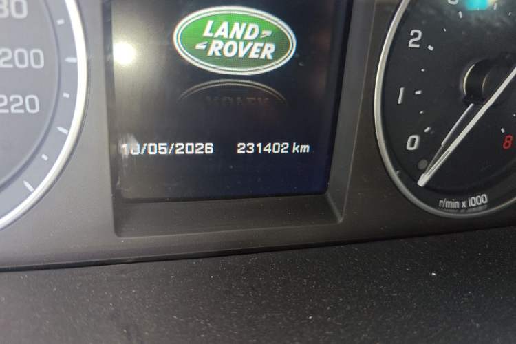 Used Land Rover Freelander 2 2013 2.0T Si4 SE Gasoline Edition Odometer Close Up